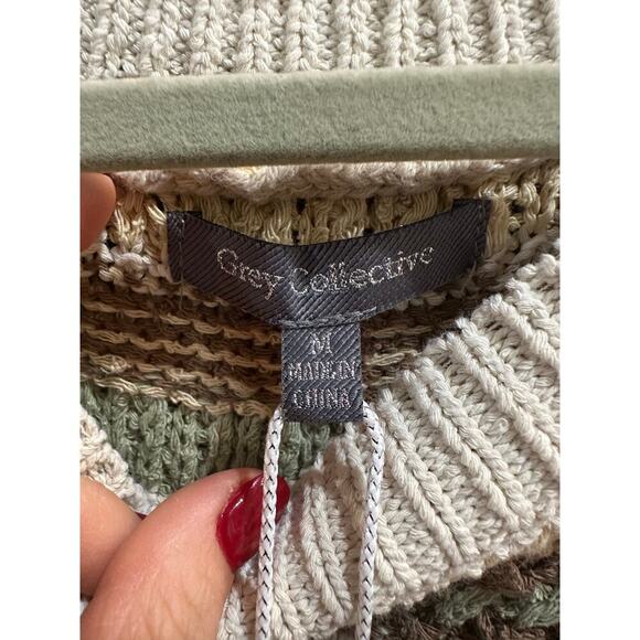 NWT $70 Grey Collective Stripe Flutter Sleeve Sweater, Sz Medium (LL-1124) - Picture 5 of 8